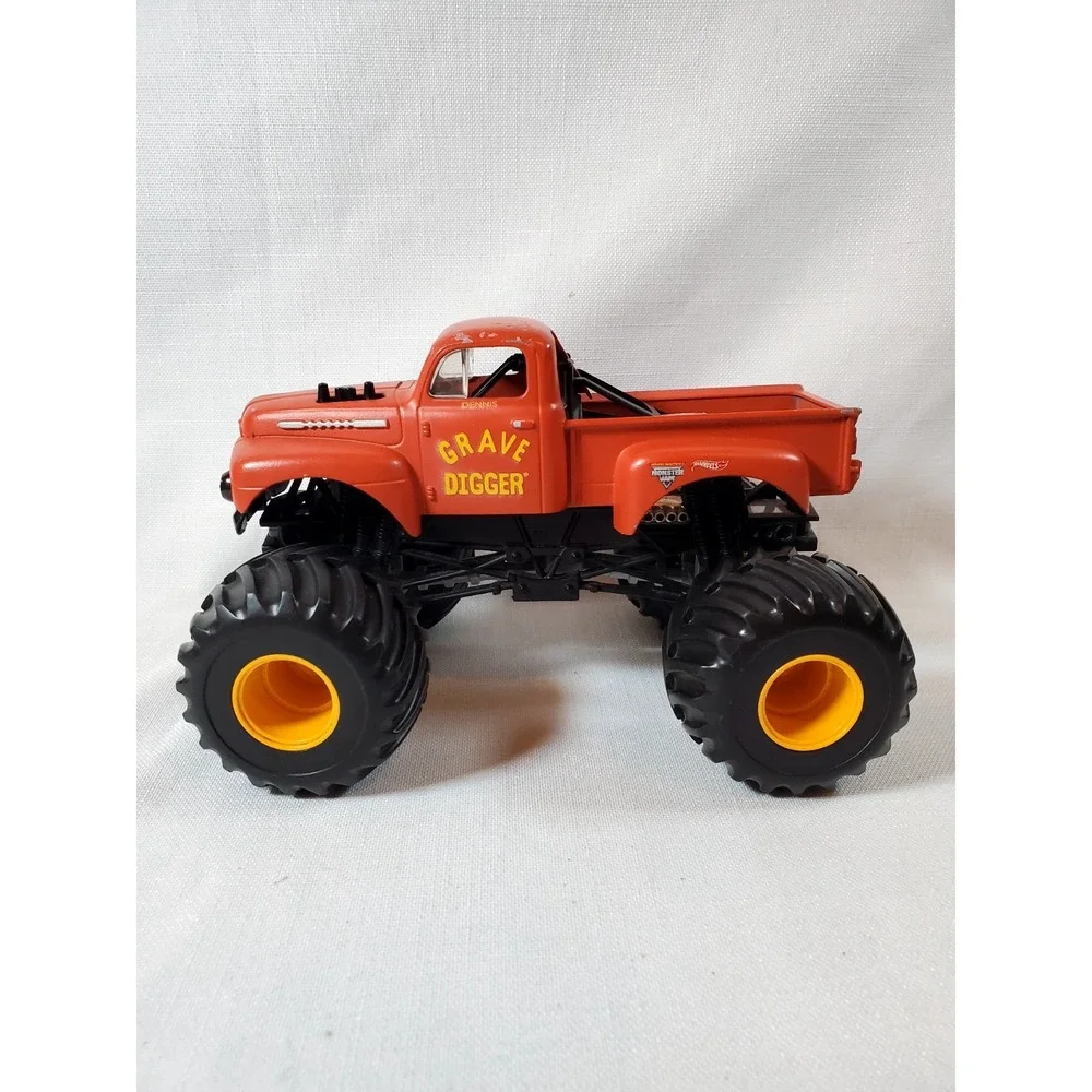 Monster Jam Grave Digger‎ Large Plastic Monster Truck Toy Oversized Tires